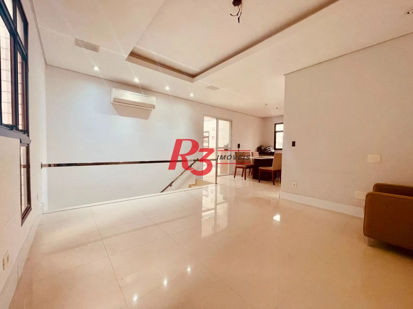 Cobertura com 3 dormitórios à venda, 175 m² por R$ 2.000.000,00 - Pompéia - Santos/SP