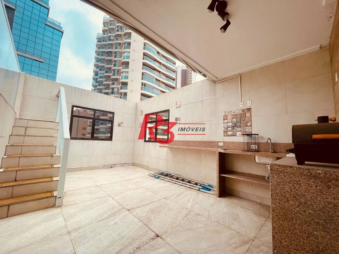 Cobertura com 3 dormitórios à venda, 175 m² por R$ 2.000.000,00 - Pompéia - Santos/SP
