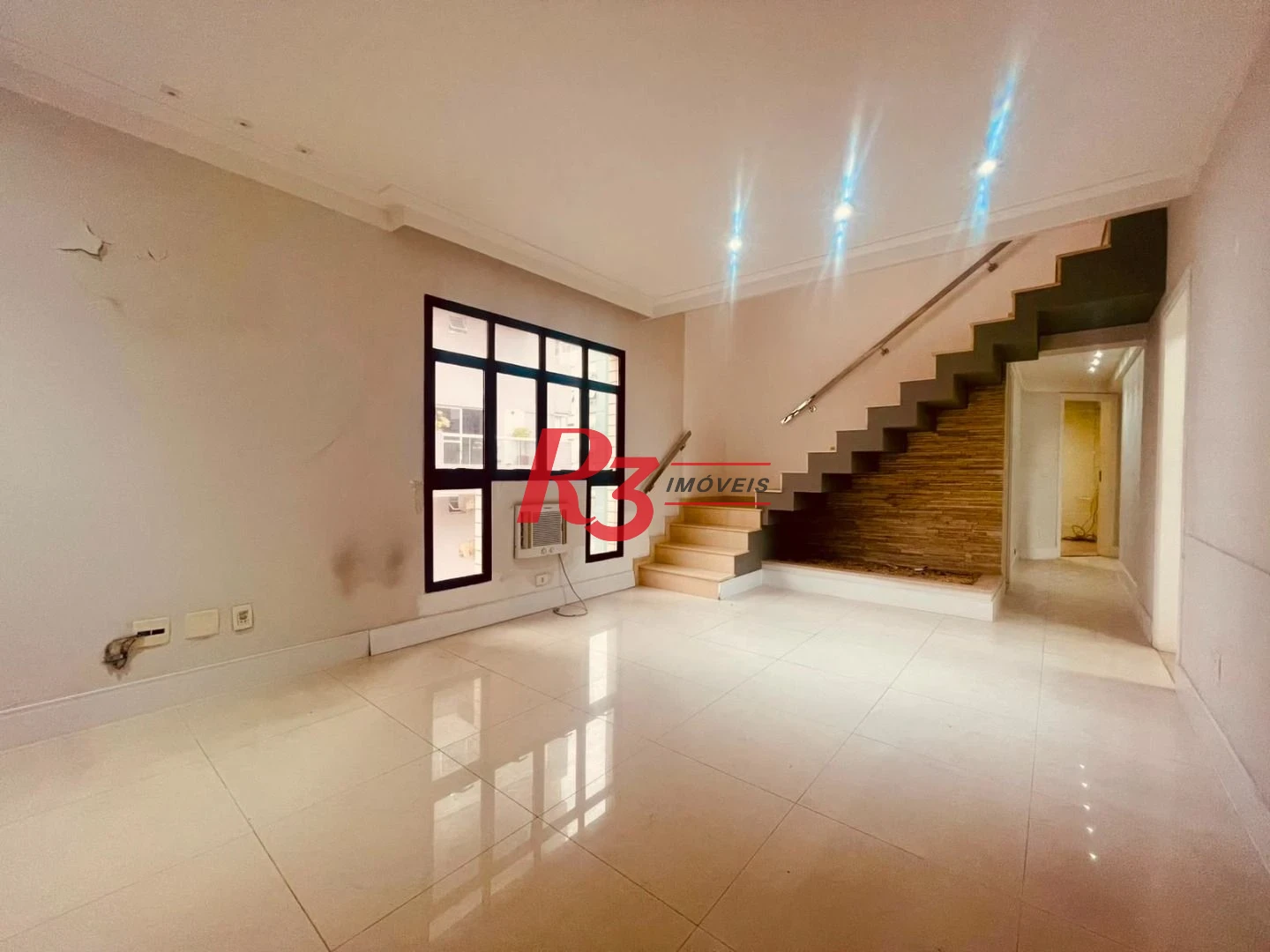 Cobertura com 3 dormitórios à venda, 175 m² por R$ 2.000.000,00 - Pompéia - Santos/SP