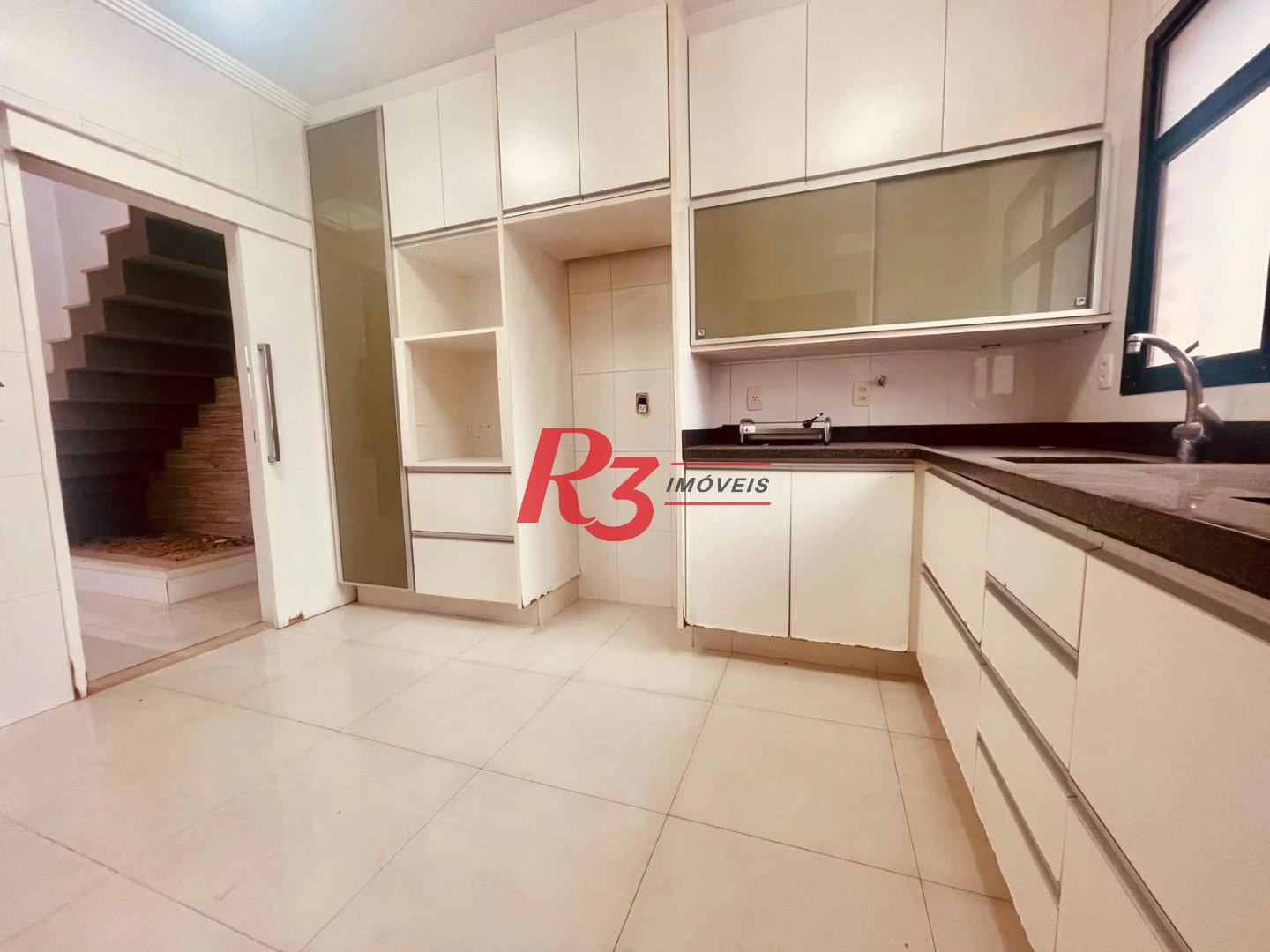 Cobertura com 3 dormitórios à venda, 175 m² por R$ 2.000.000,00 - Pompéia - Santos/SP