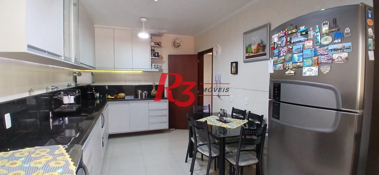 Apartamento com 3 dormitórios à venda, 155 m² por R$ 1.280.000,00 - Gonzaga - Santos/SP
