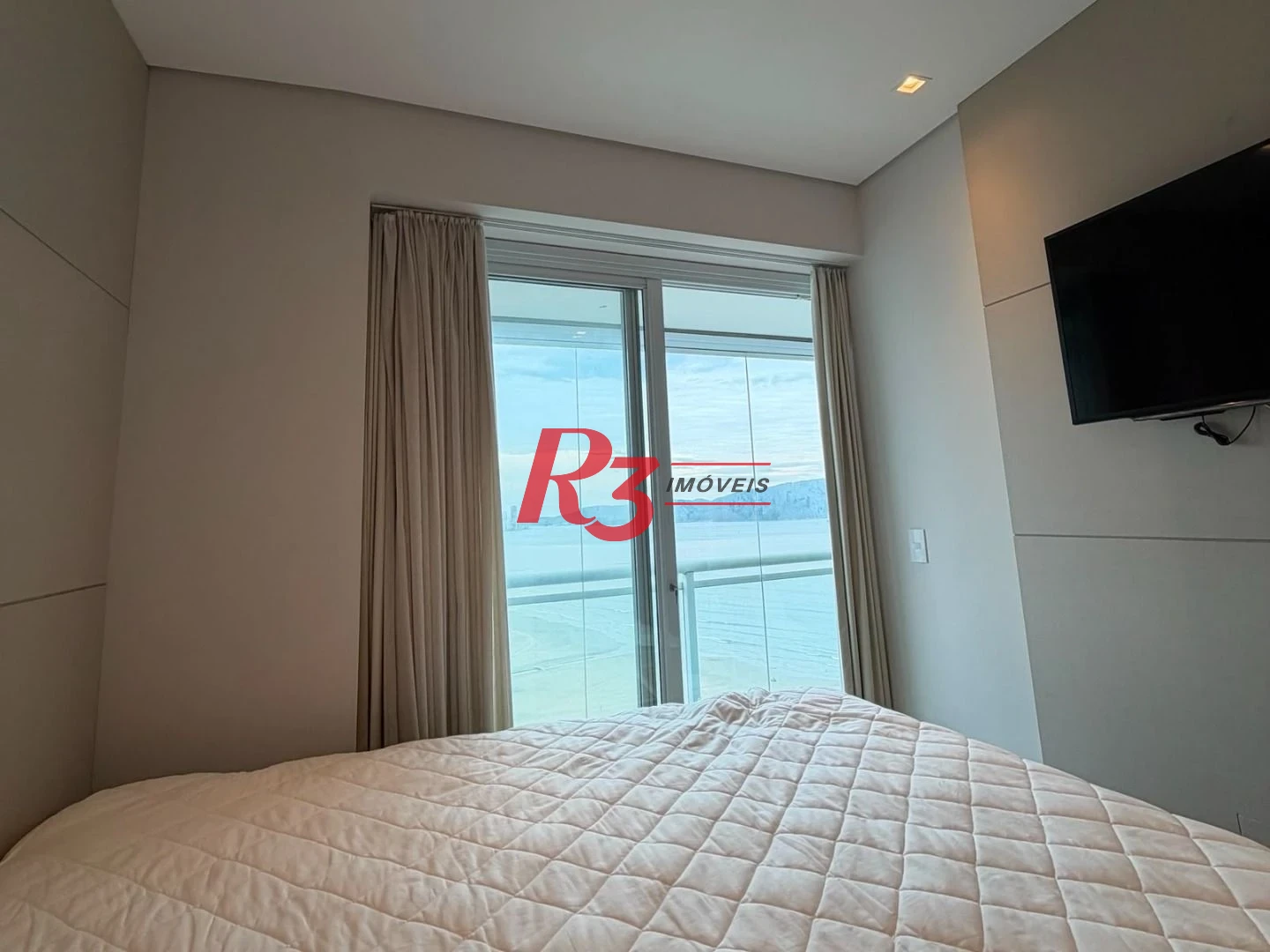 Apartamento com 2 dormitórios à venda, 73 m² por R$ 1.900.000,00 - Pompéia - Santos/SP
