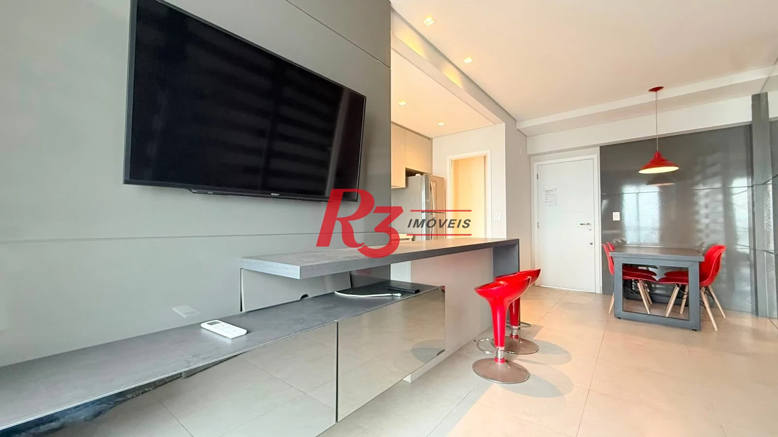 Apartamento com 2 dormitórios à venda, 73 m² por R$ 1.900.000,00 - Pompéia - Santos/SP