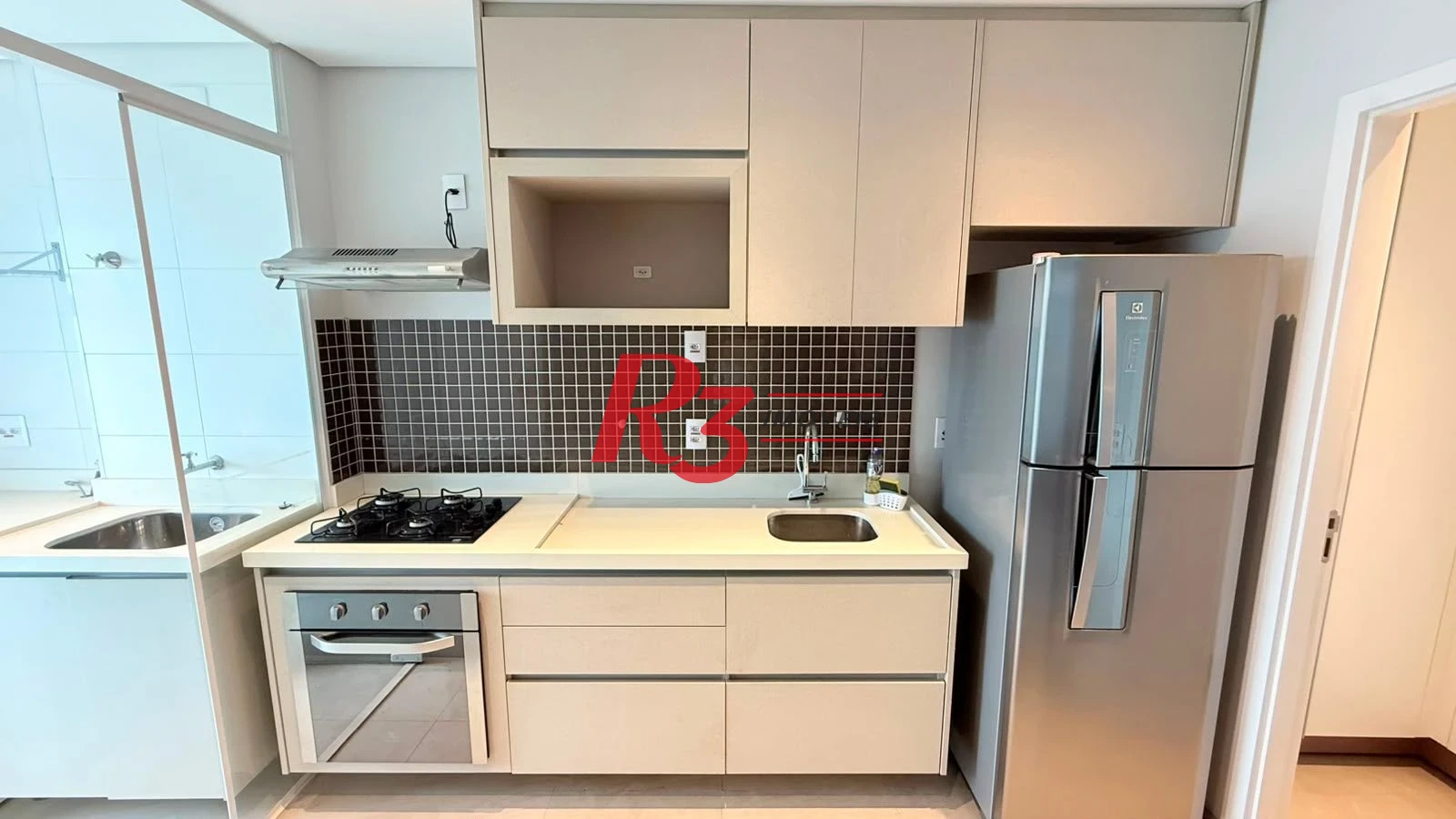 Apartamento com 2 dormitórios à venda, 73 m² por R$ 1.900.000,00 - Pompéia - Santos/SP