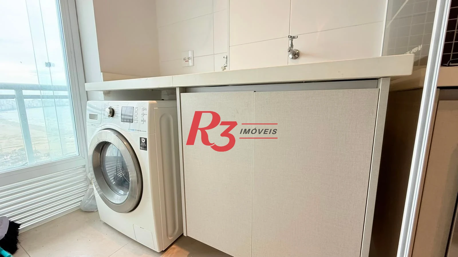 Apartamento com 2 dormitórios à venda, 73 m² por R$ 1.900.000,00 - Pompéia - Santos/SP