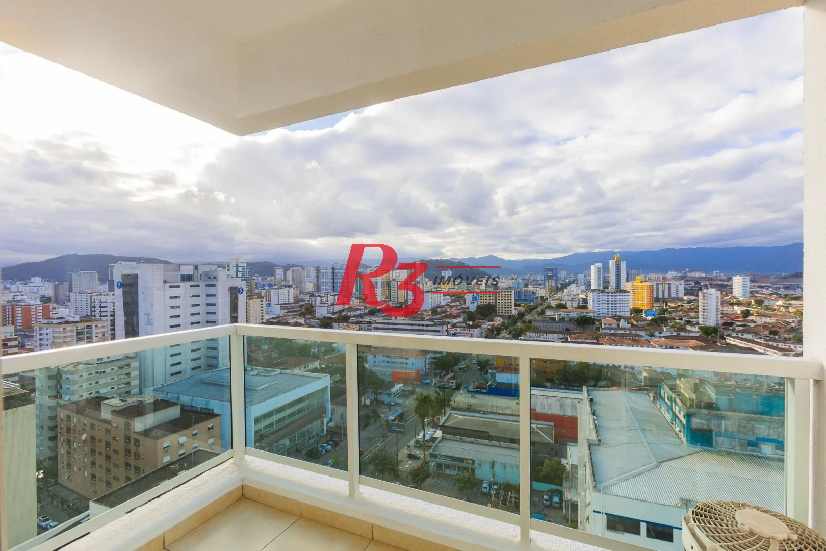 Apartamento com 1 dormitório para alugar, 47 m² por R$ 5.300,02/mês - Boqueirão - Santos/SP