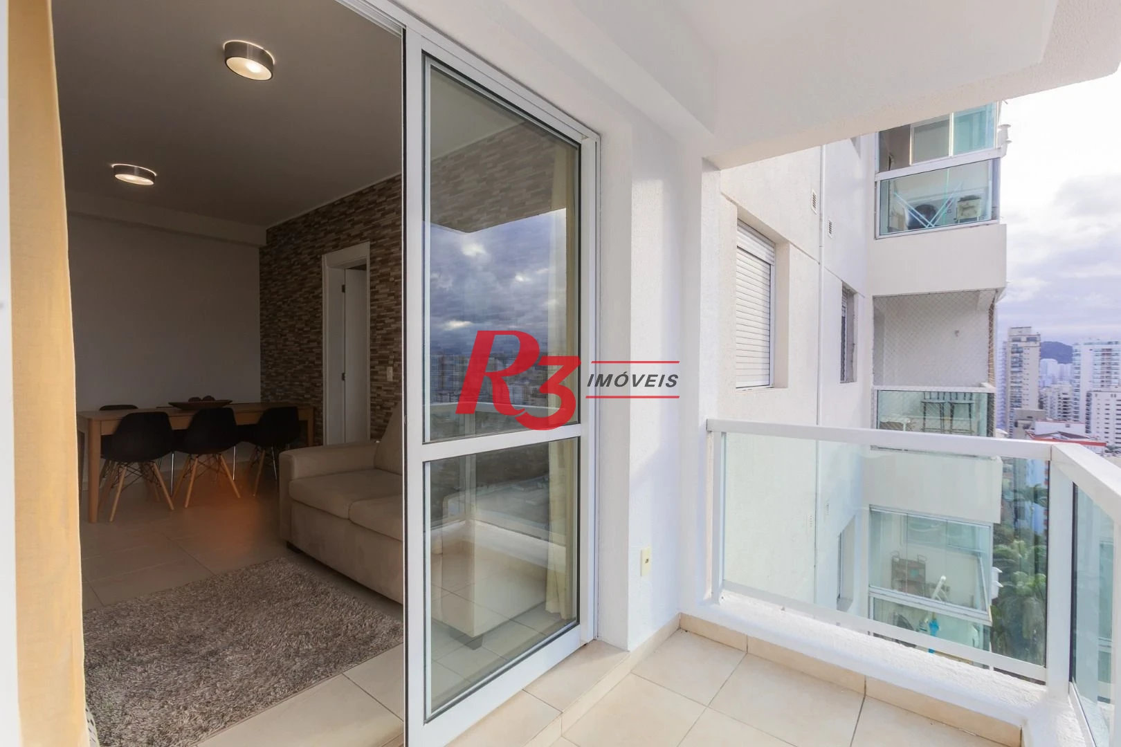 Apartamento com 1 dormitório para alugar, 47 m² por R$ 5.300,02/mês - Boqueirão - Santos/SP