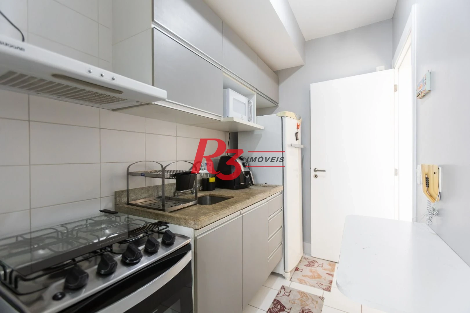 Apartamento com 1 dormitório para alugar, 47 m² por R$ 5.300,02/mês - Boqueirão - Santos/SP