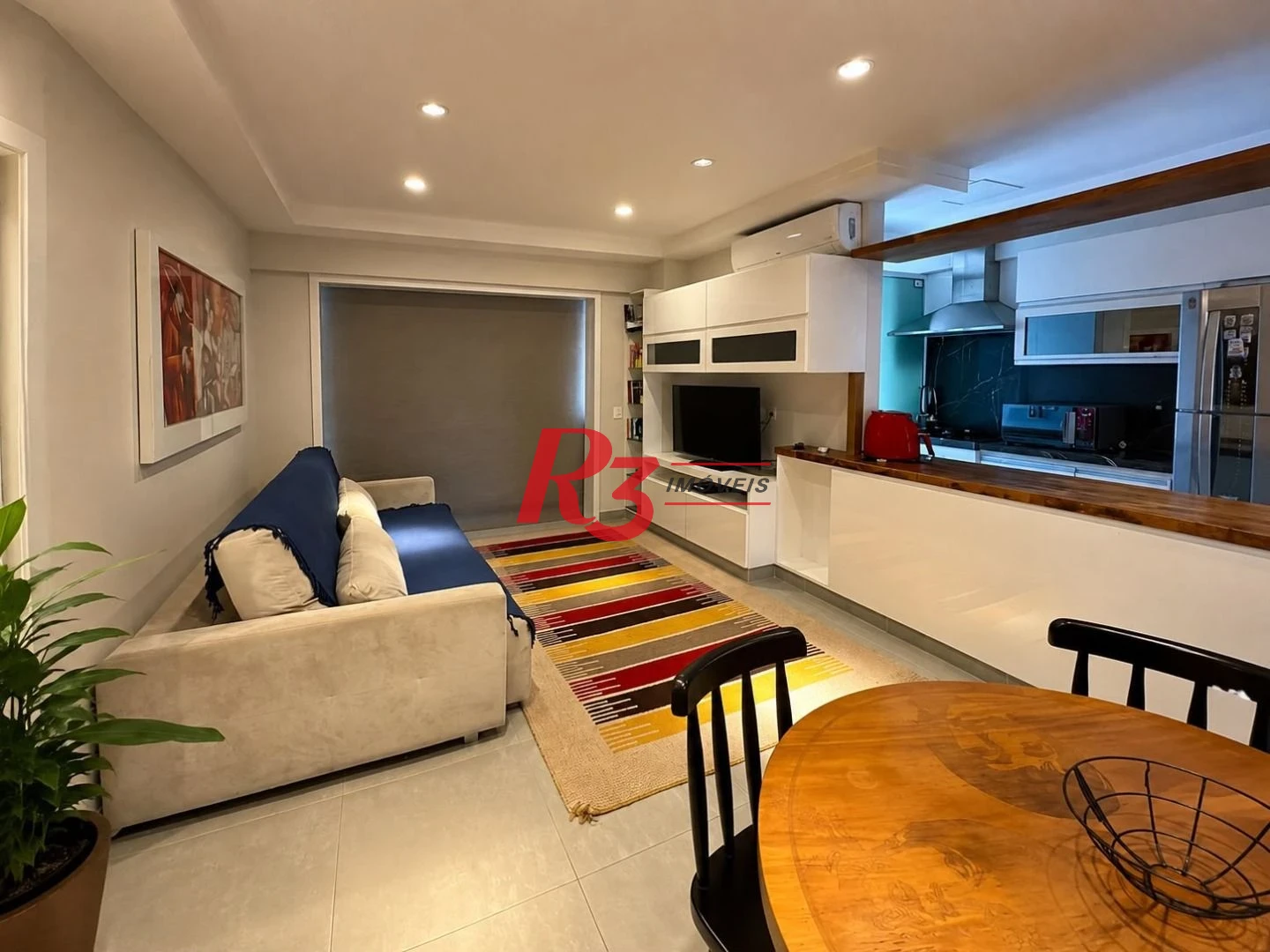 Apartamento com 2 dormitórios à venda, 73 m² por R$ 1.650.000,00 - Gonzaga - Santos/SP