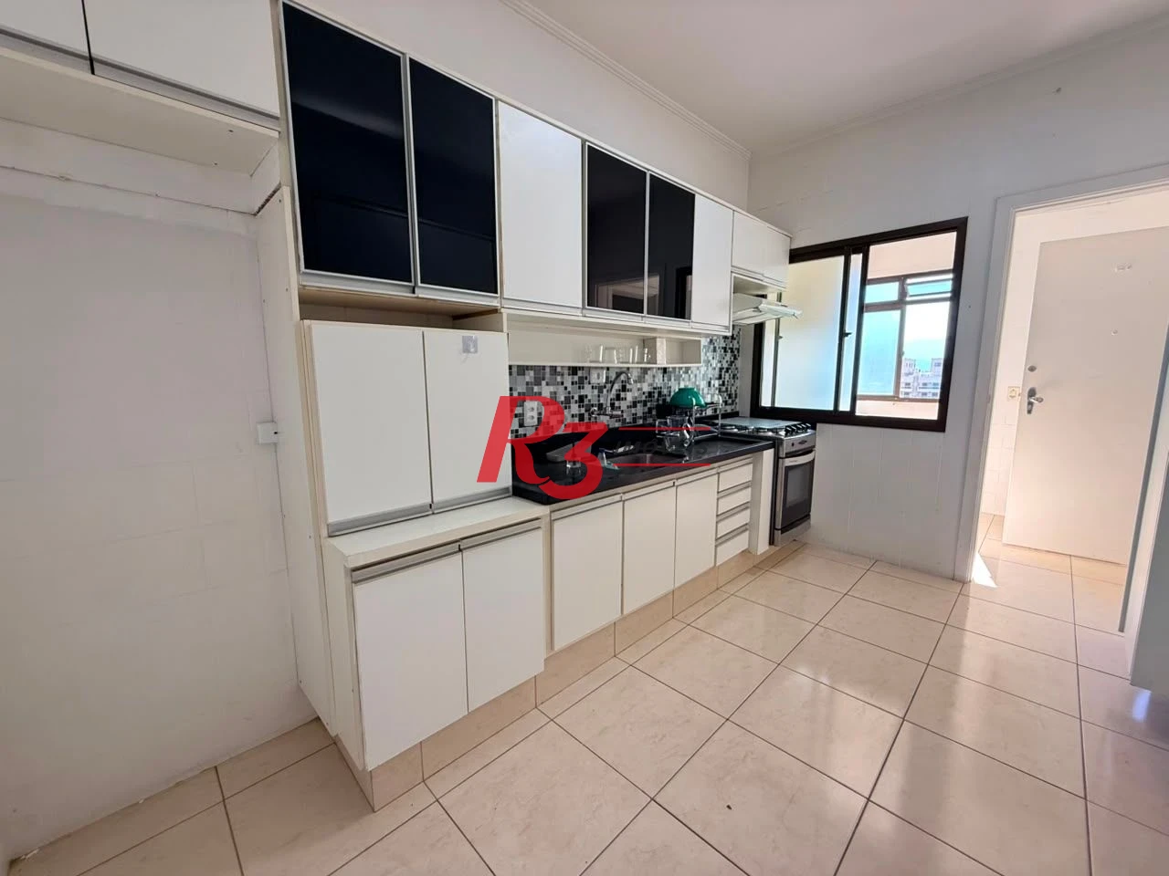 Cobertura com 2 dormitórios à venda, 131 m² por R$ 1.350.000,00 - Boqueirão - Santos/SP