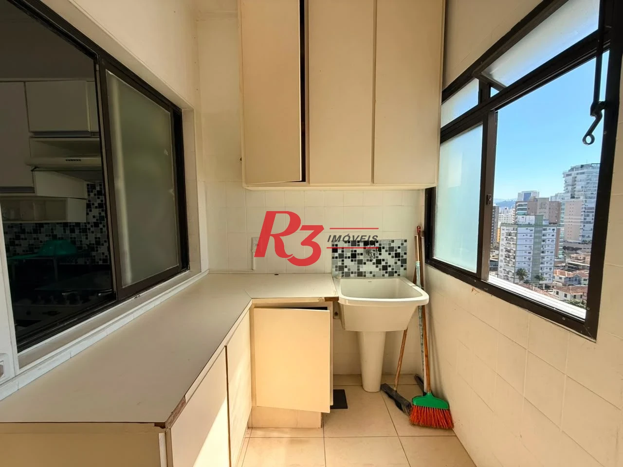 Cobertura com 2 dormitórios à venda, 131 m² por R$ 1.350.000,00 - Boqueirão - Santos/SP