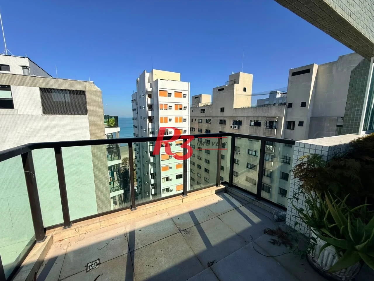 Cobertura com 2 dormitórios à venda, 131 m² por R$ 1.350.000,00 - Boqueirão - Santos/SP