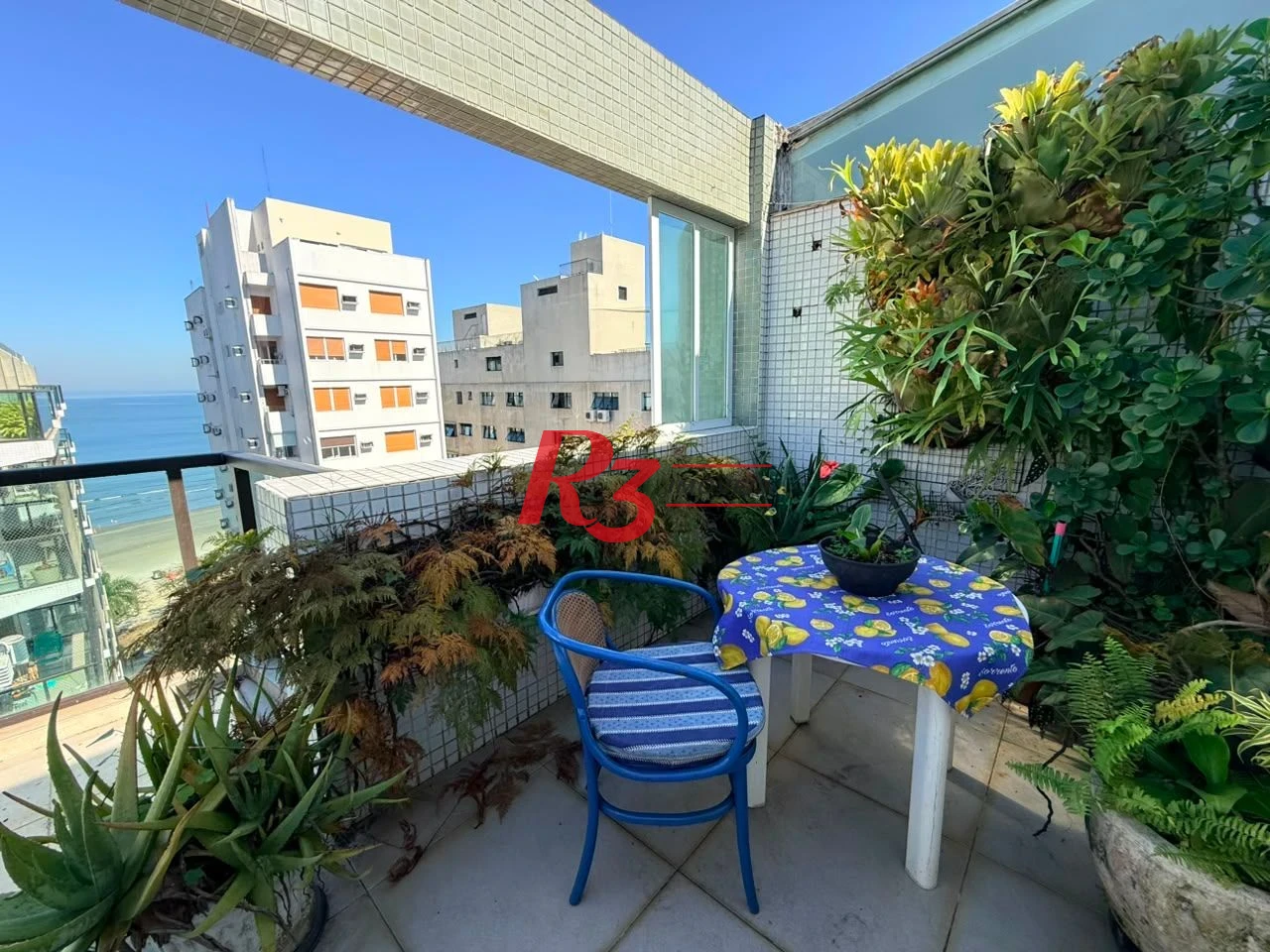 Cobertura com 2 dormitórios à venda, 131 m² por R$ 1.350.000,00 - Boqueirão - Santos/SP