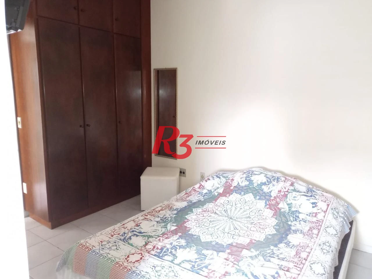 Apartamento com 3 dormitórios à venda, 128 m² por R$ 690.000,00 - Jardim Imperador - Praia Grande/SP