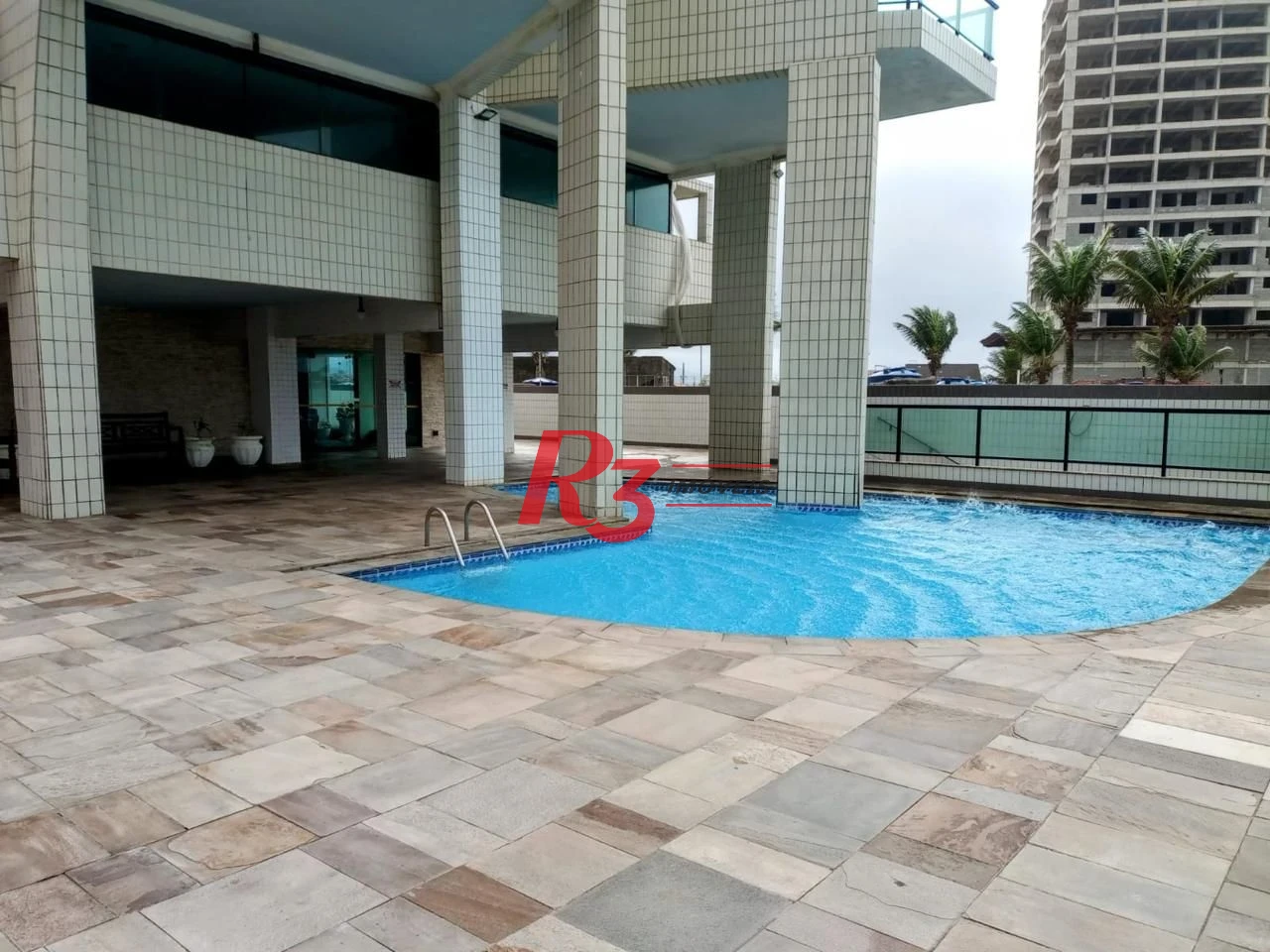 Apartamento com 3 dormitórios à venda, 128 m² por R$ 690.000,00 - Jardim Imperador - Praia Grande/SP