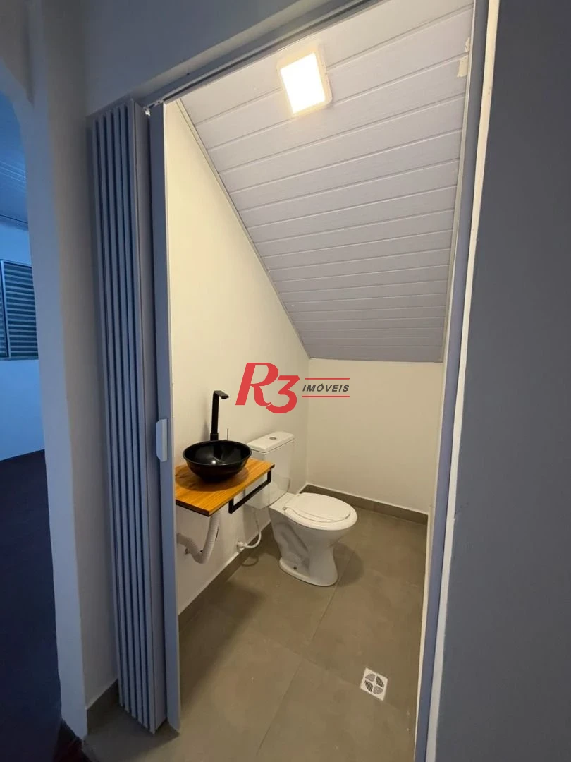 Sobrado com 3 dormitórios para alugar, 139 m² por R$ 4.000,00/mês - Centro - São Vicente/SP
