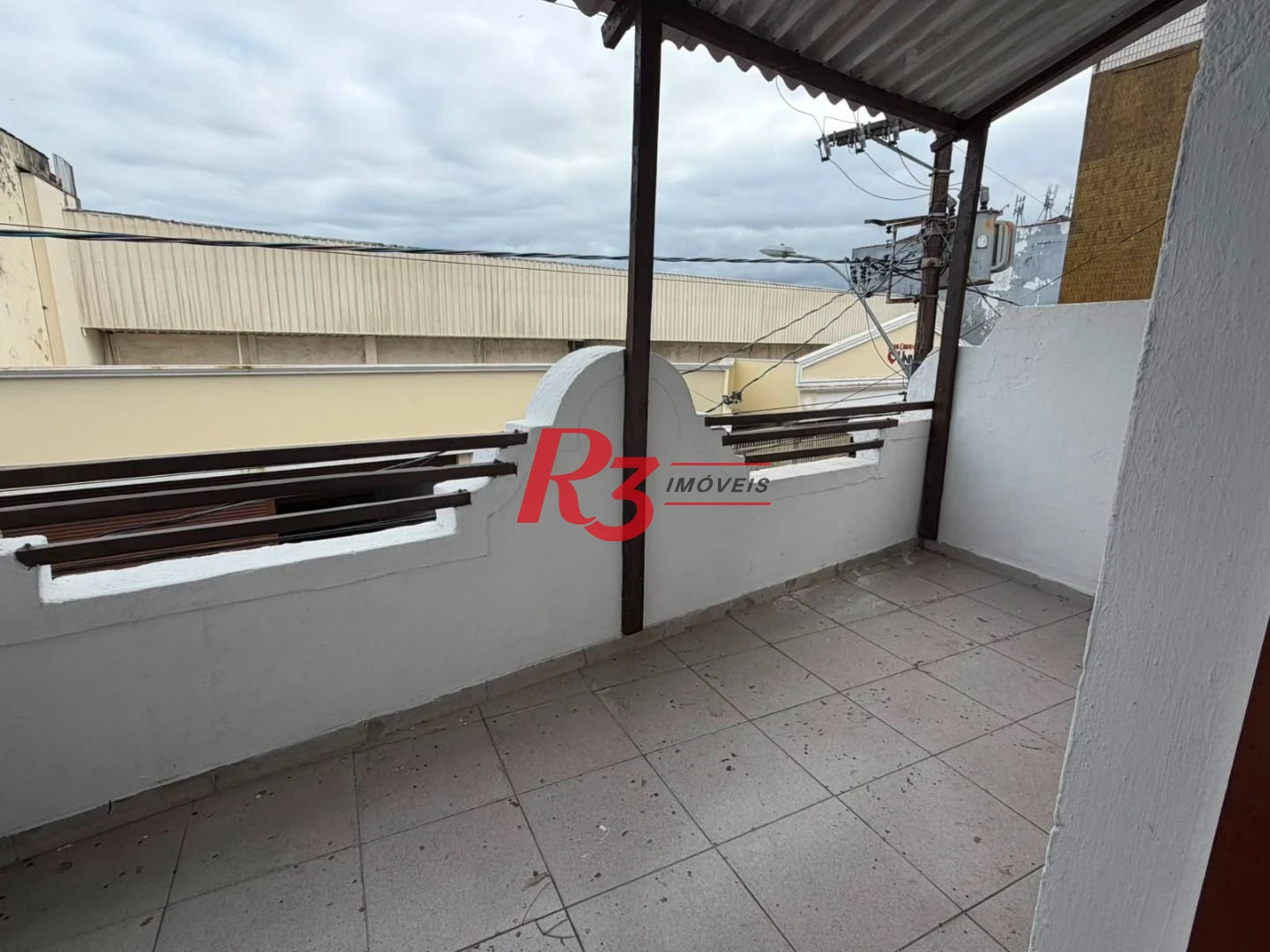 Sobrado com 3 dormitórios para alugar, 139 m² por R$ 4.000,00/mês - Centro - São Vicente/SP