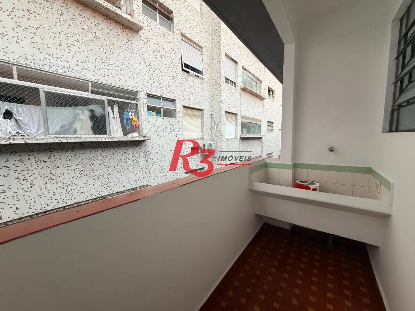 Apartamento com 2 dormitórios à venda, 96 m² por R$ 429.000,00 - Gonzaga - Santos/SP
