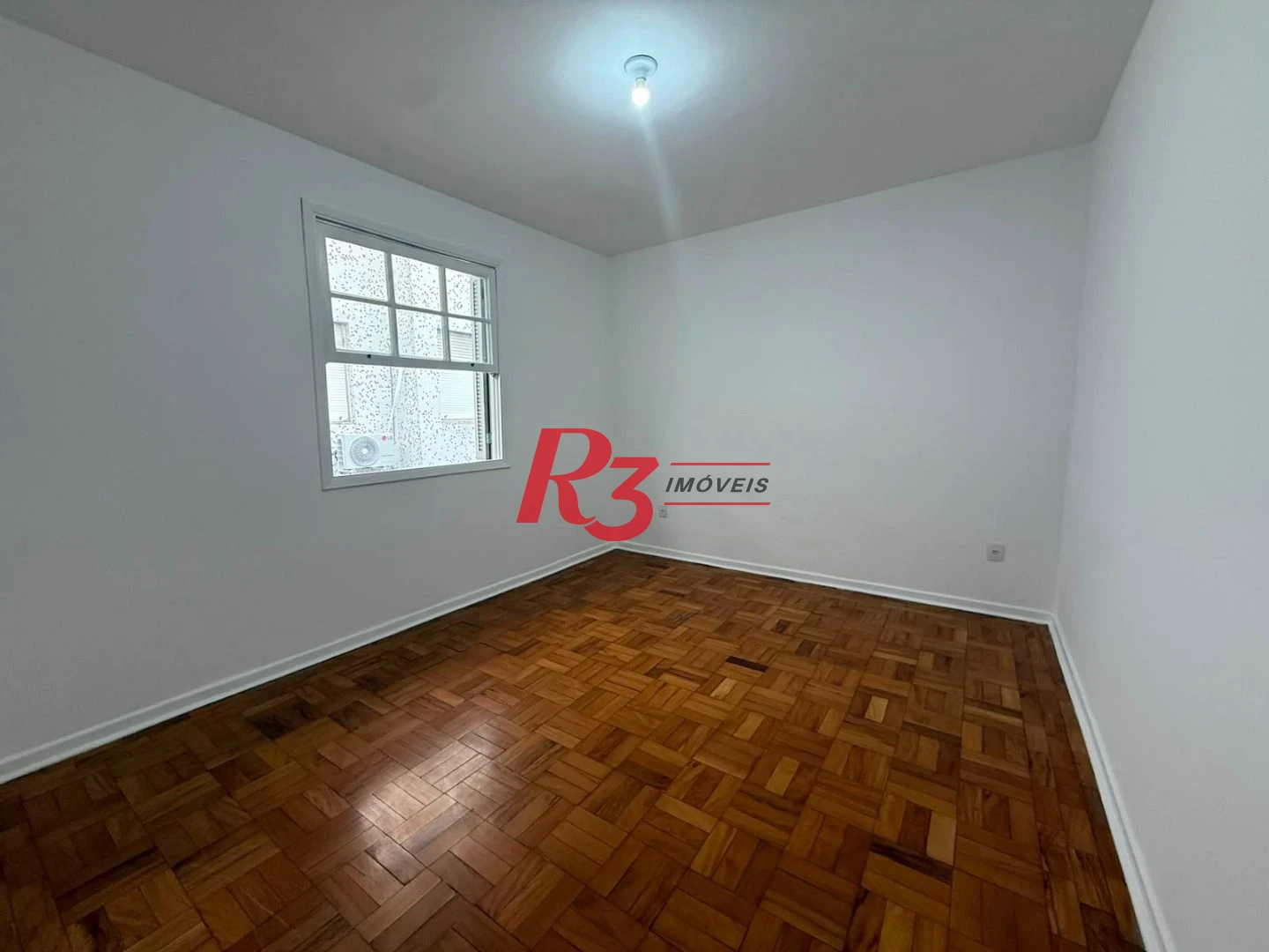 Apartamento com 2 dormitórios à venda, 96 m² por R$ 429.000,00 - Gonzaga - Santos/SP