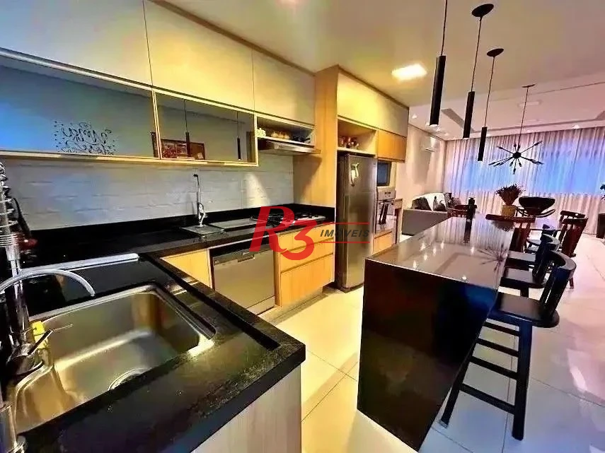 Apartamento com 3 dormitórios à venda, 144 m² por R$ 1.000.000,00 - Gonzaga - Santos/SP
