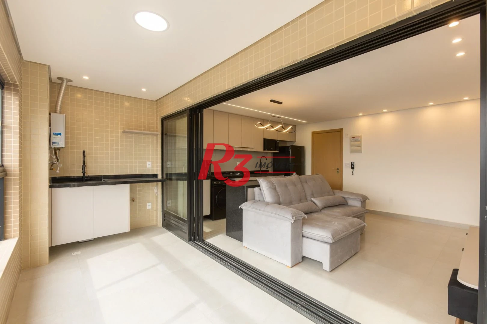 Apartamento com 2 dormitórios para alugar, 65 m² por R$ 7.800,00/mês - Ponta da Praia - Santos/SP