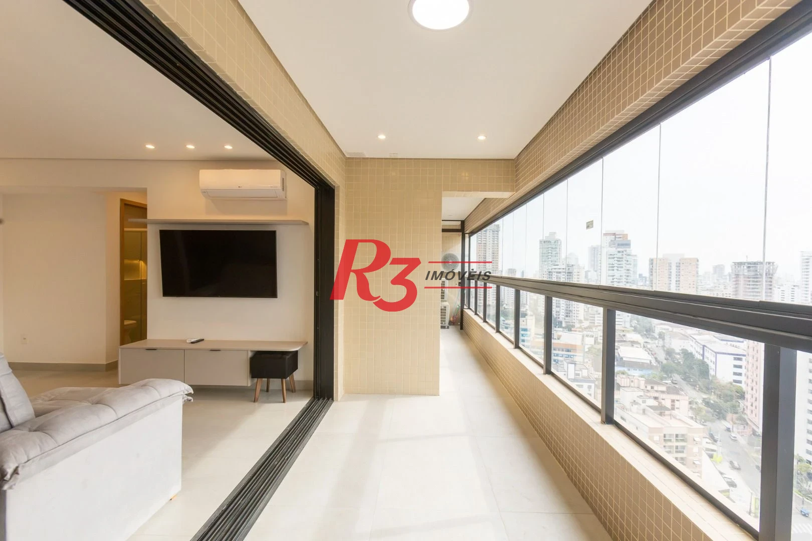Apartamento com 2 dormitórios para alugar, 65 m² por R$ 7.800,00/mês - Ponta da Praia - Santos/SP
