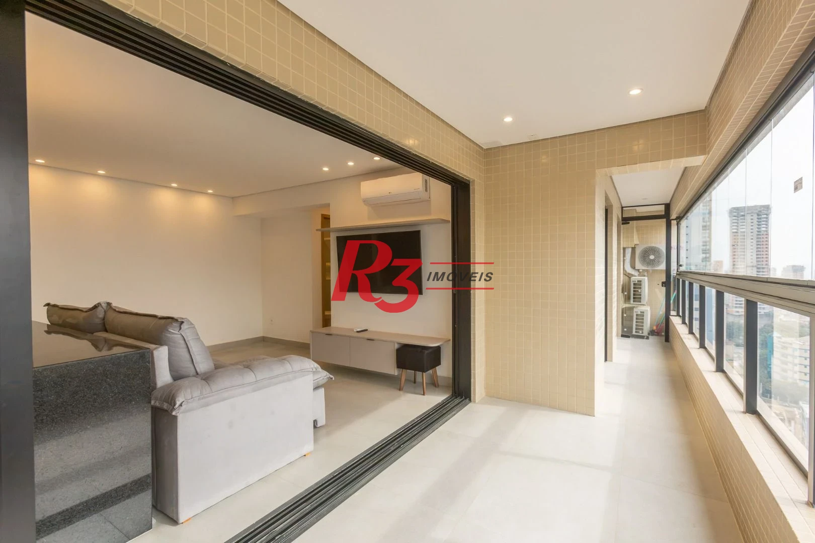 Apartamento com 2 dormitórios para alugar, 65 m² por R$ 7.800,00/mês - Ponta da Praia - Santos/SP