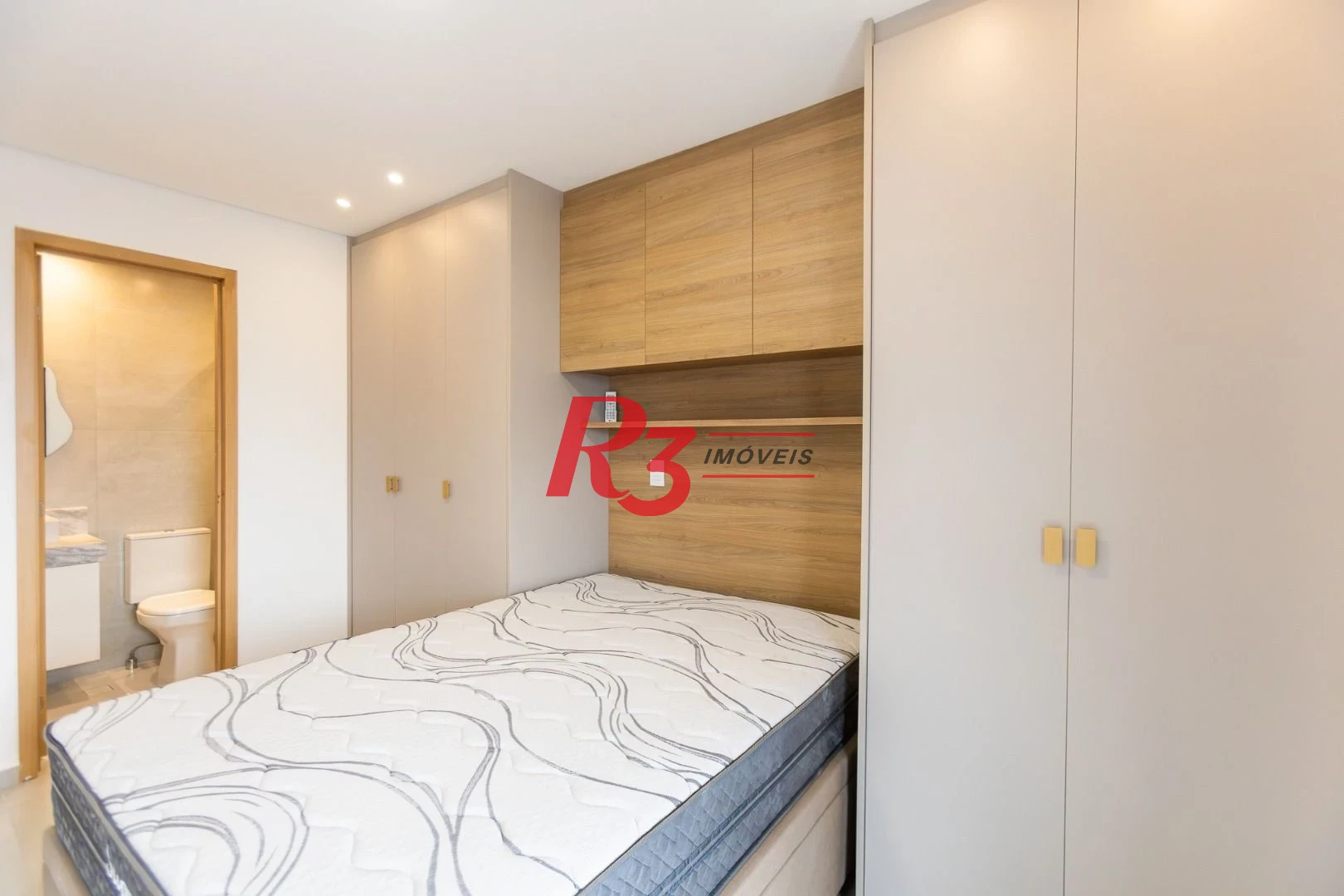 Apartamento com 2 dormitórios para alugar, 65 m² por R$ 7.800,00/mês - Ponta da Praia - Santos/SP