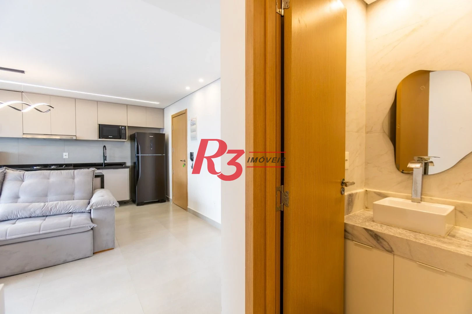 Apartamento com 2 dormitórios para alugar, 65 m² por R$ 7.800,00/mês - Ponta da Praia - Santos/SP