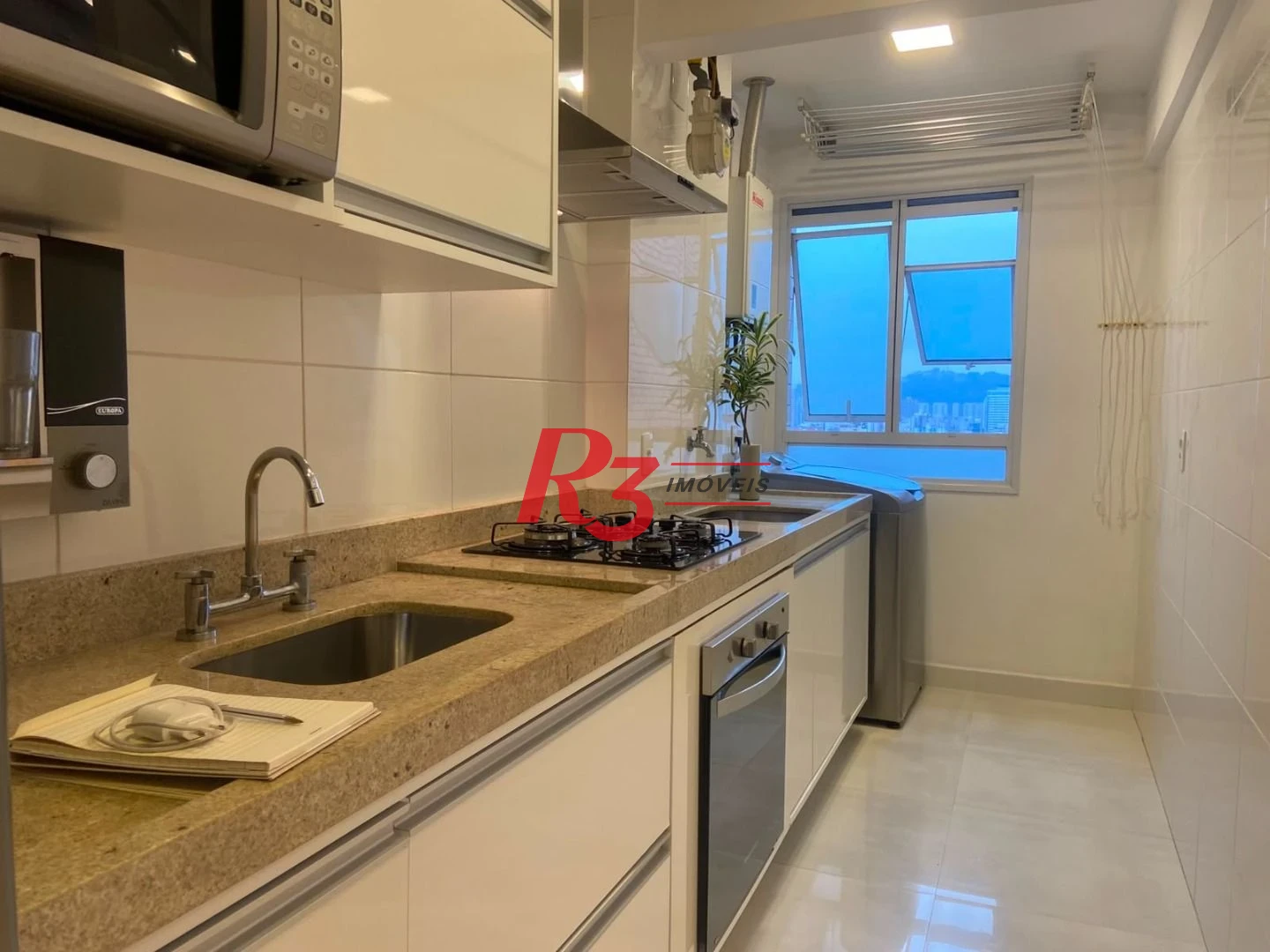 Apartamento com 1 dormitório para alugar, 49 m² por R$ 4.000,00/mês - Macuco - Santos/SP
