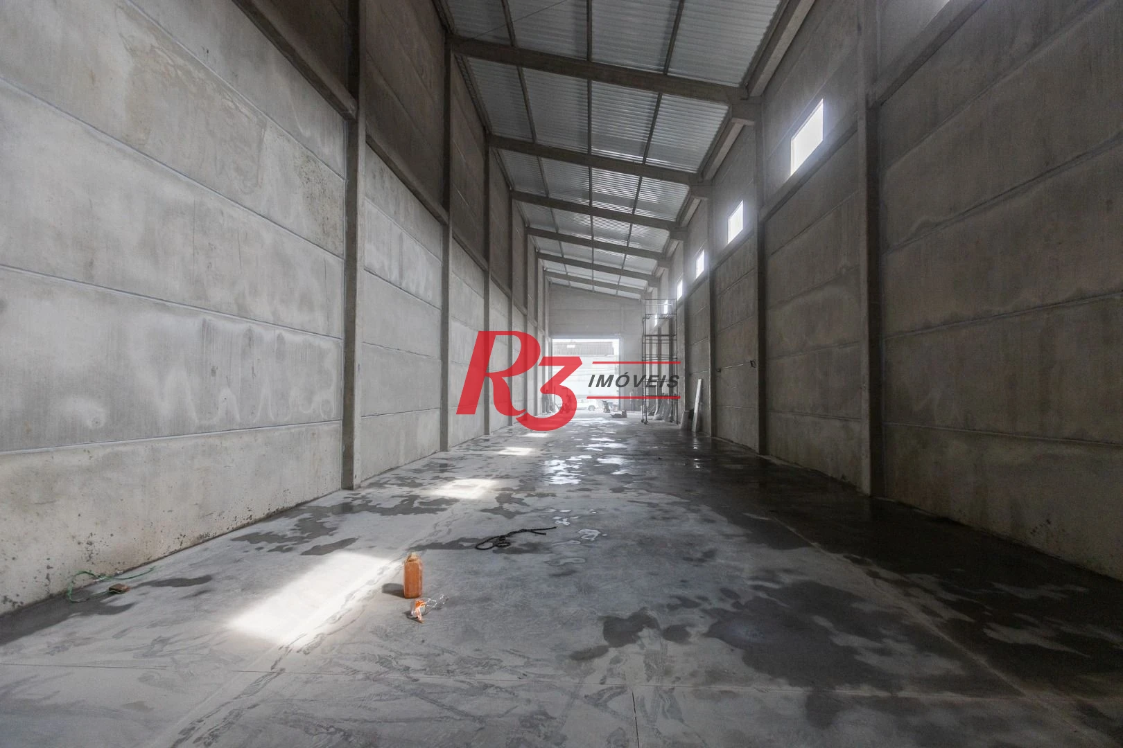 Galpão para alugar, 500 m² por R$ 30.000,01/mês - Macuco - Santos/SP