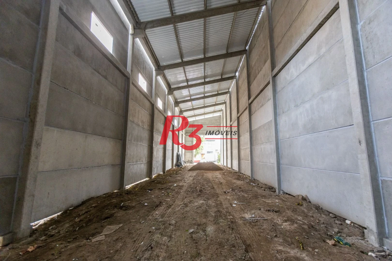 Galpão para alugar, 500 m² por R$ 23.000,01/mês - Macuco - Santos/SP