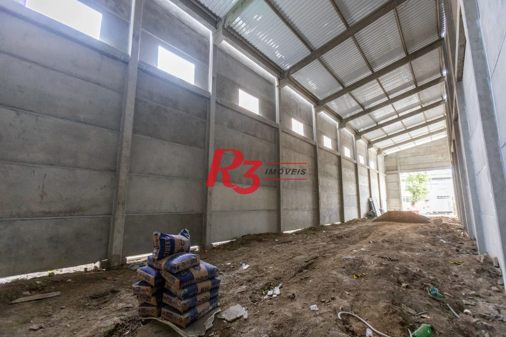 Galpão para alugar, 500 m² por R$ 23.000,01/mês - Macuco - Santos/SP
