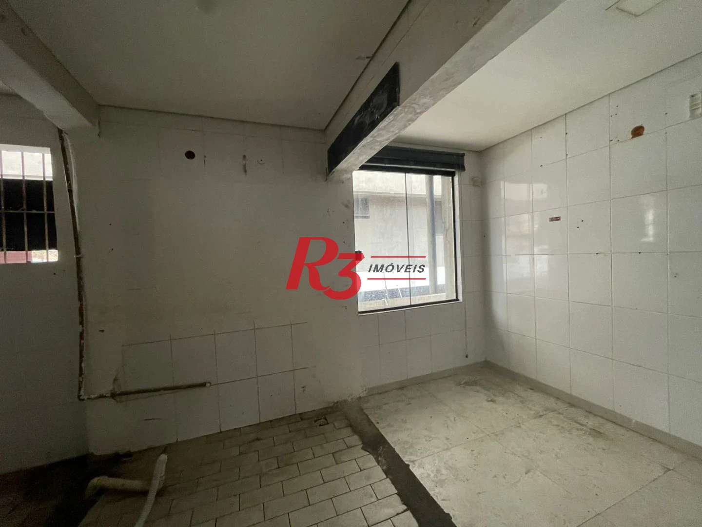 Loja para alugar, 76 m² por R$ 9.000,00/mês - Embaré - Santos/SP