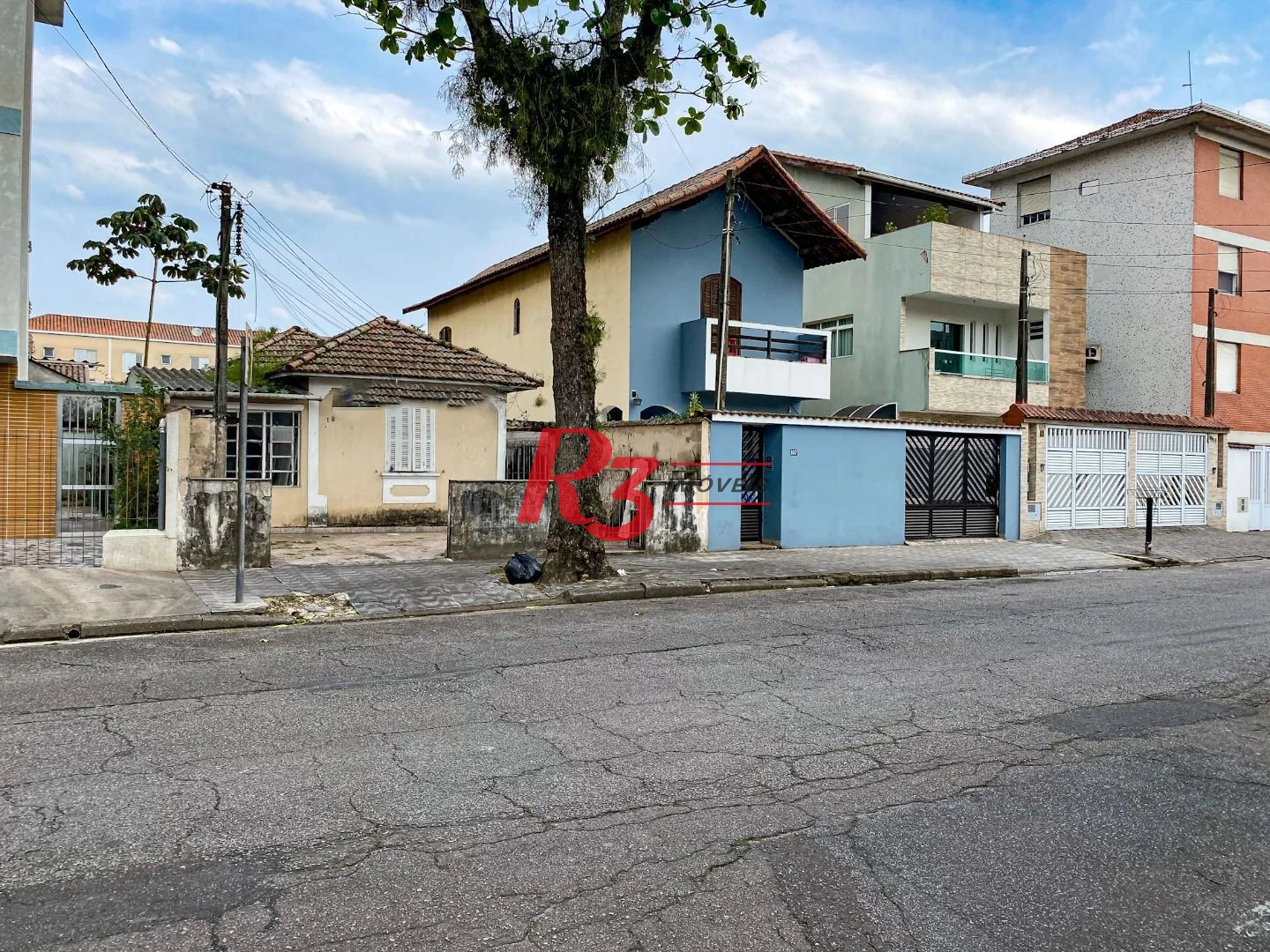 Casa com 3 dormitórios à venda, 360 m² por R$ 1.500.000,00 - Estuário - Santos/SP