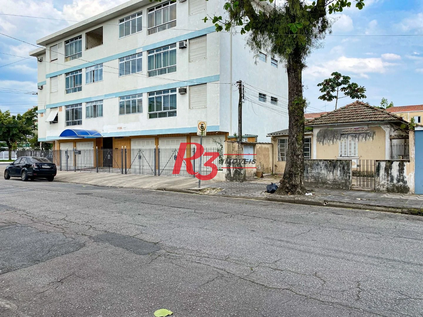 Casa com 3 dormitórios à venda, 360 m² por R$ 1.500.000,00 - Estuário - Santos/SP