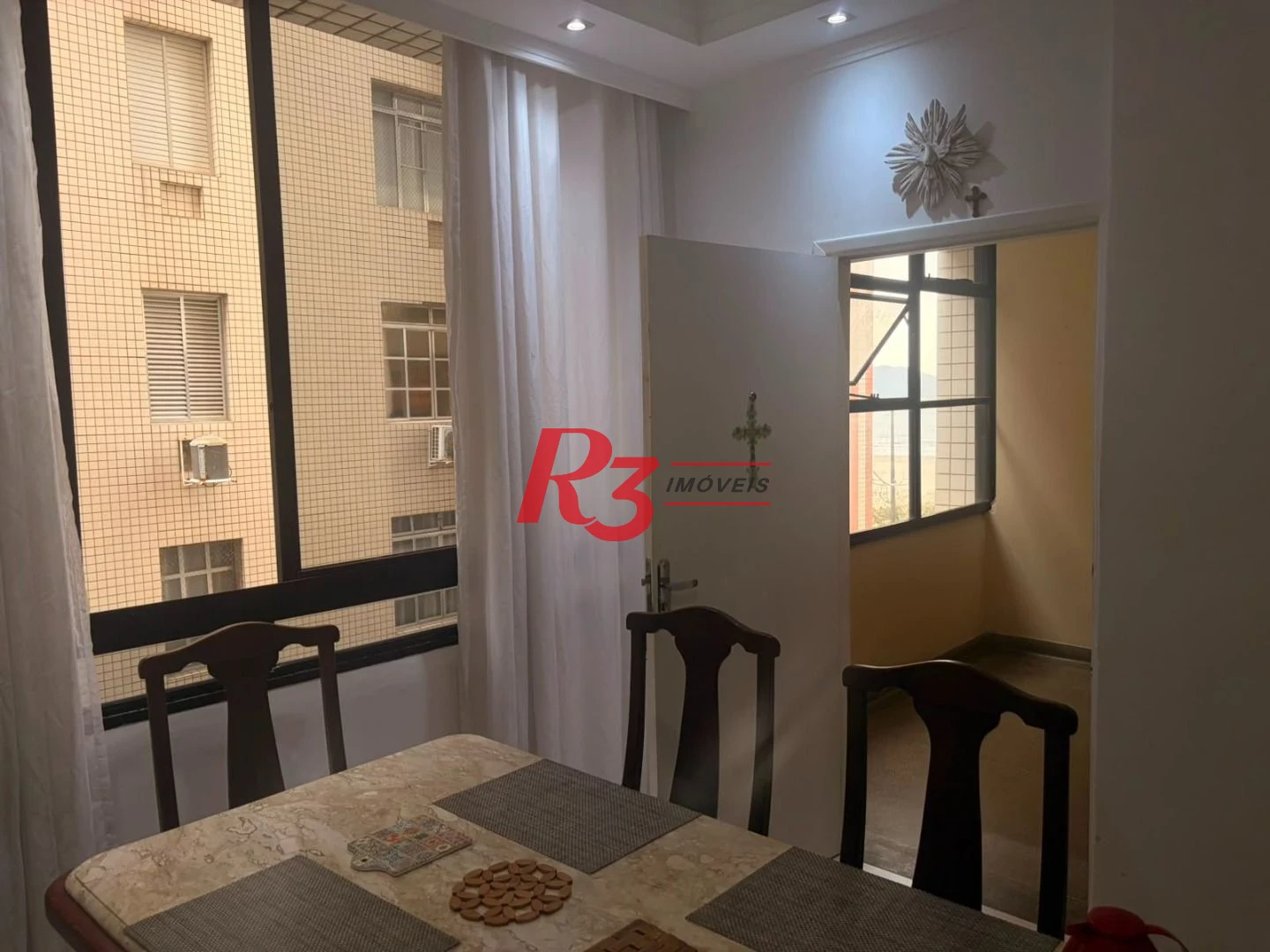 Apartamento com 3 dormitórios à venda, 106 m² por R$ 933.000,00 - Gonzaga - Santos/SP
