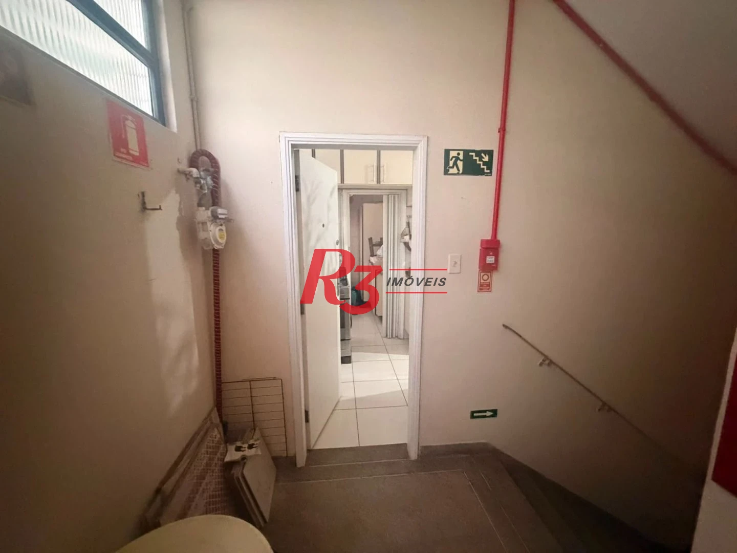 Apartamento com 3 dormitórios à venda, 106 m² por R$ 933.000,00 - Gonzaga - Santos/SP