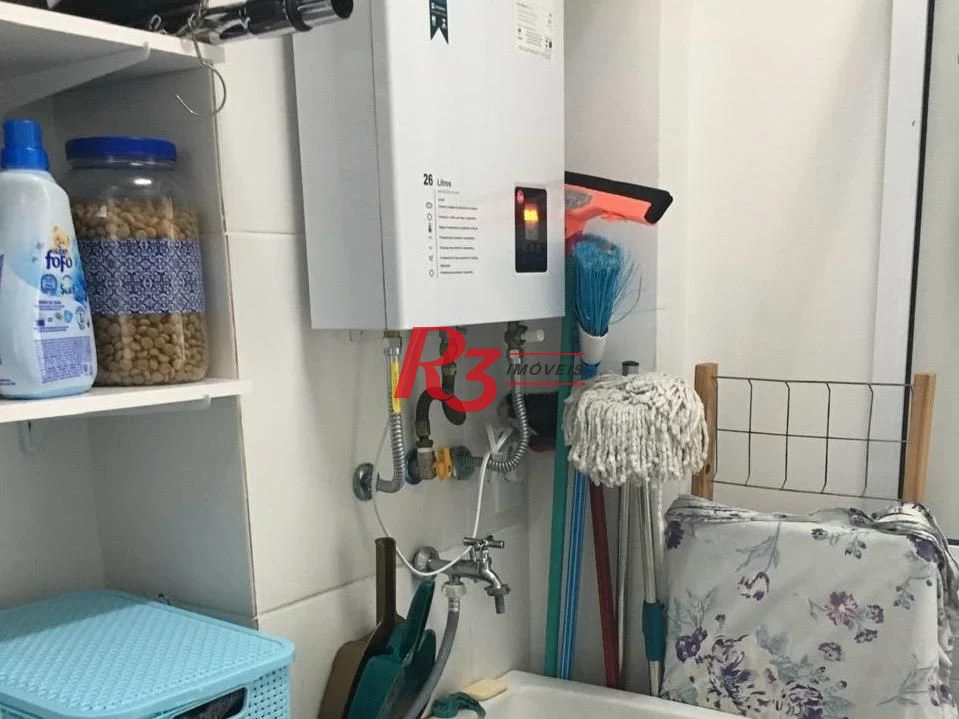 Apartamento com 2 dormitórios à venda, 74 m² por R$ 680.000,00 - José Menino - Santos/SP