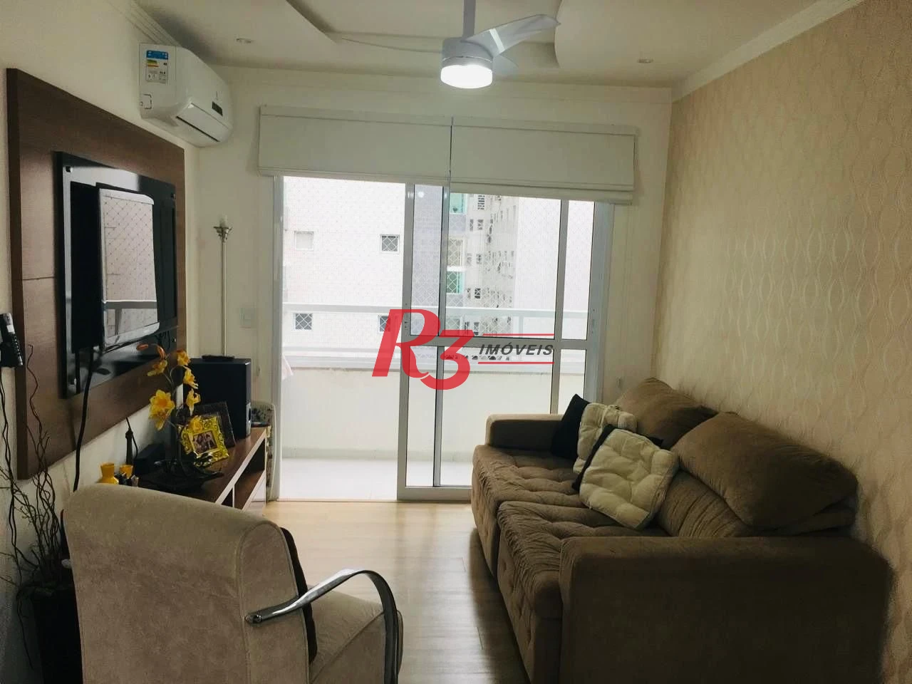 Apartamento com 2 dormitórios à venda, 74 m² por R$ 680.000,00 - José Menino - Santos/SP
