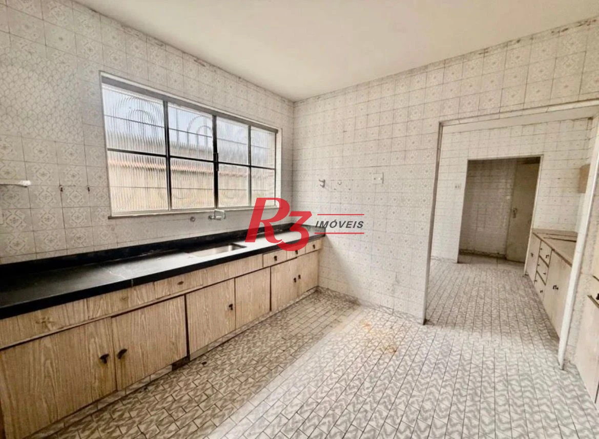 Sobrado com 5 dormitórios para alugar, 369 m² por R$ 22.000,00/mês - Ponta da Praia - Santos/SP
