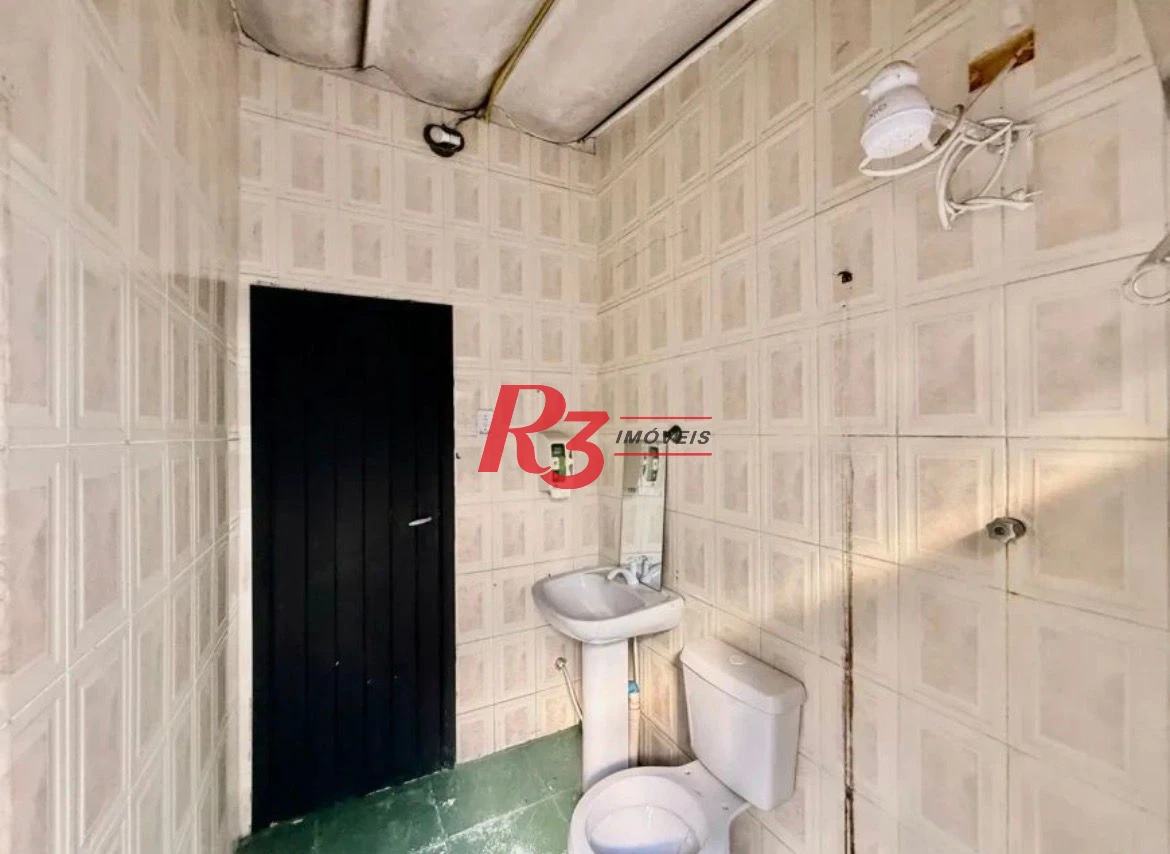 Sobrado com 3 dormitórios para alugar, 300 m² por R$ 8.000,02/mês - José Menino - Santos/SP