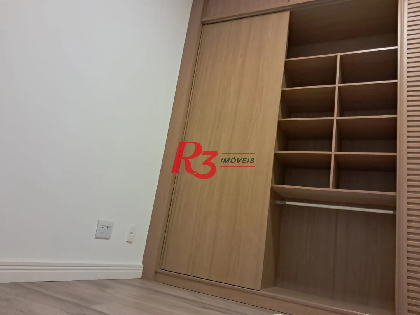 Apartamento com 1 dormitório para alugar, 47 m² por R$ 3.200,00/mês - Encruzilhada - Santos/SP