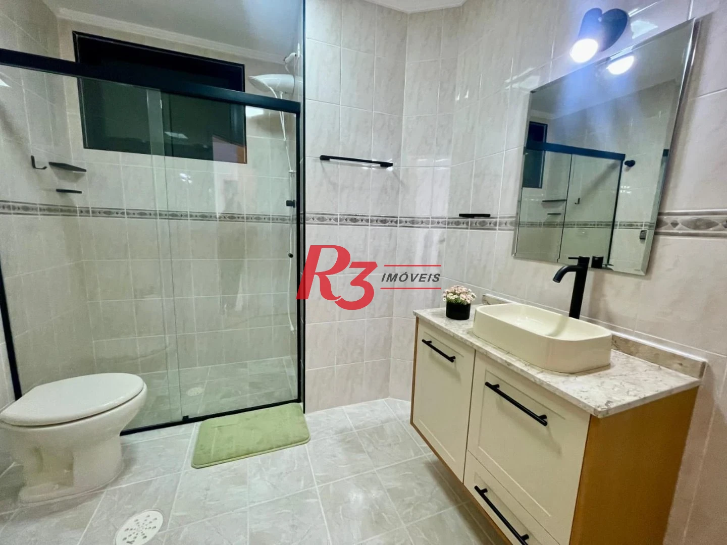 Apartamento com 1 dormitório para alugar, 47 m² por R$ 3.200,00/mês - Encruzilhada - Santos/SP