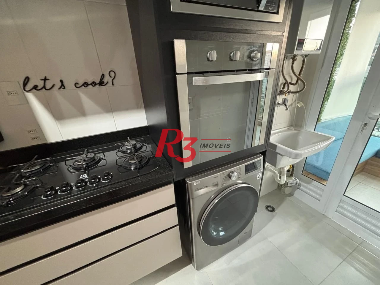 Apartamento com 1 dormitório à venda, 50 m² por R$ 585.000,00 - José Menino - Santos/SP