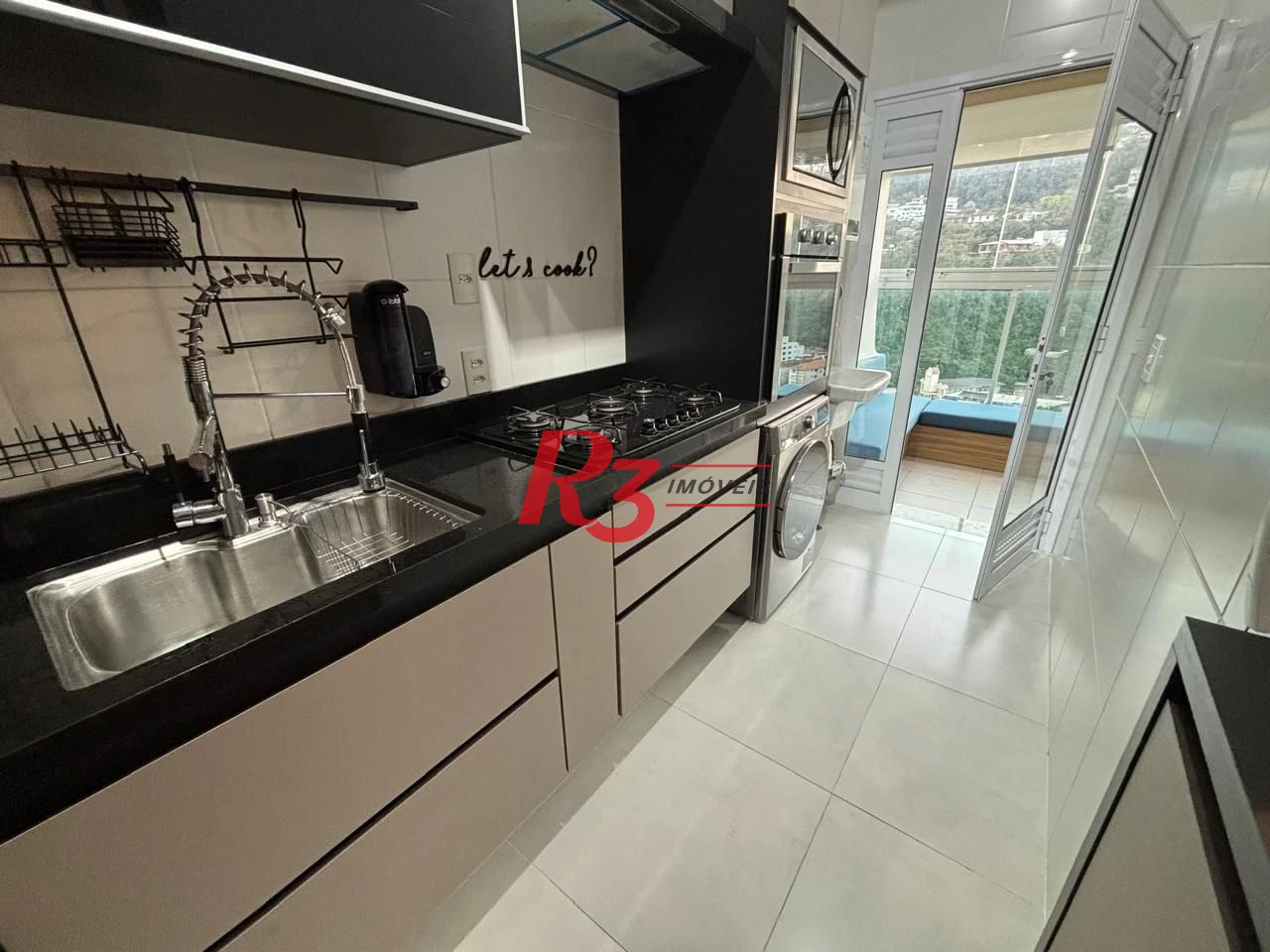 Apartamento com 1 dormitório à venda, 50 m² por R$ 585.000,00 - José Menino - Santos/SP