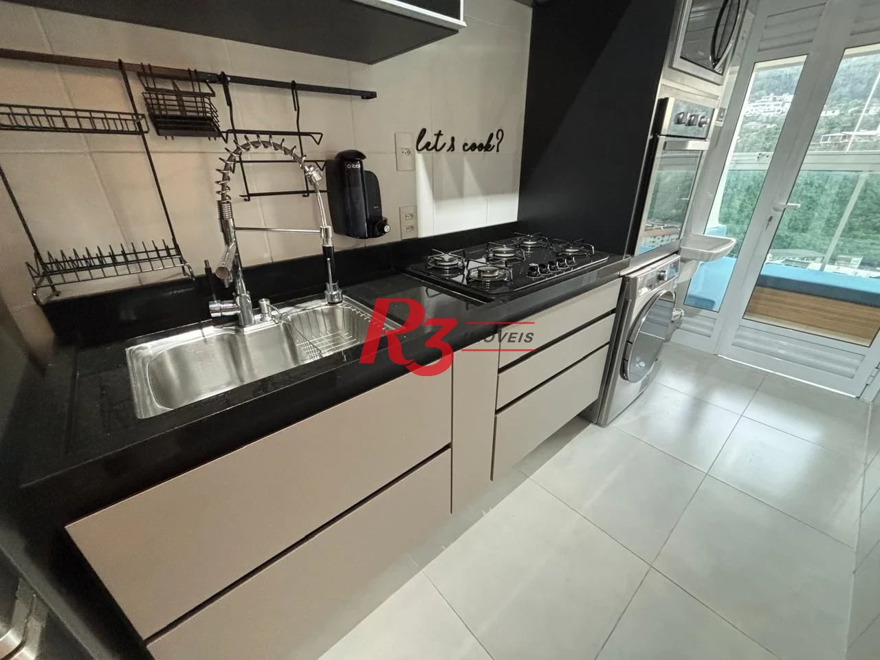 Apartamento com 1 dormitório à venda, 50 m² por R$ 585.000,00 - José Menino - Santos/SP