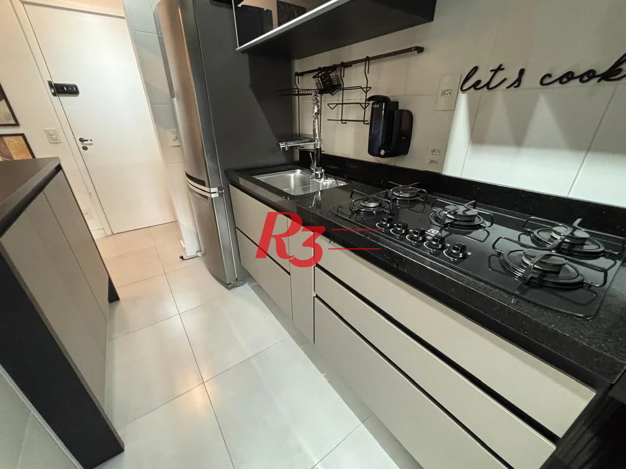 Apartamento com 1 dormitório à venda, 50 m² por R$ 585.000,00 - José Menino - Santos/SP