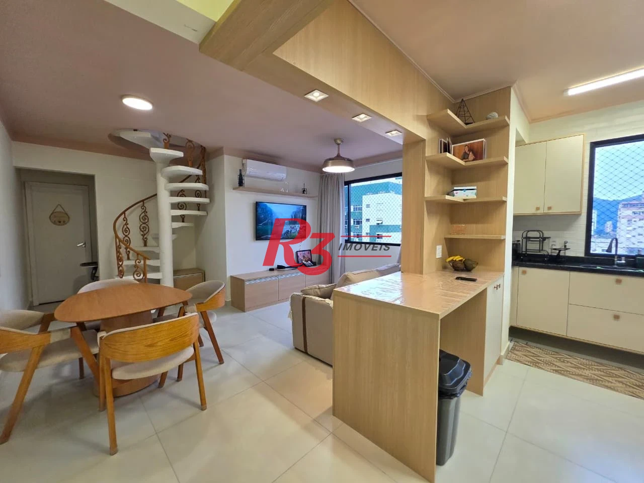 Cobertura com 3 dormitórios à venda, 160 m² por R$ 1.300.000,00 - Campo Grande - Santos/SP