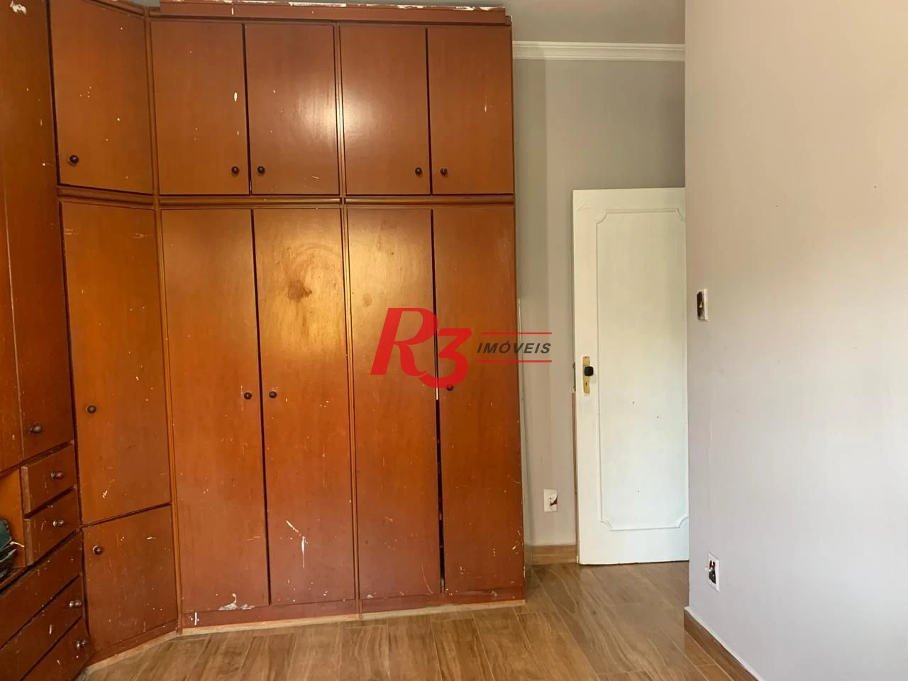 Apartamento com 3 dormitórios à venda, 98 m² por R$ 490.000,00 - Embaré - Santos/SP